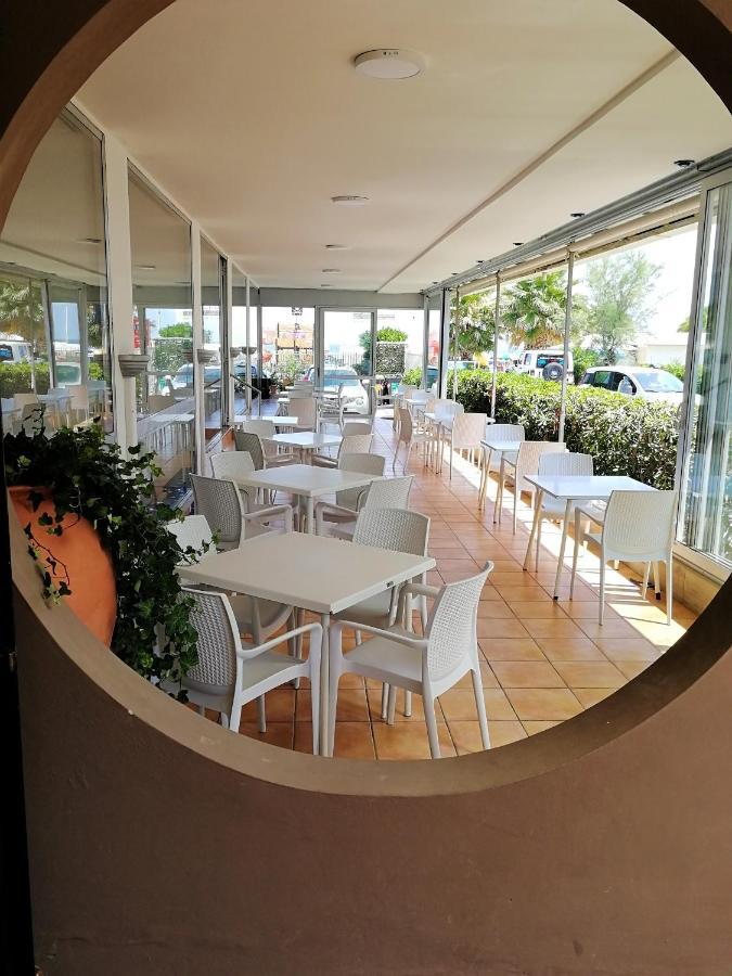 Hotel Diplomatic Riccione Kültér fotó