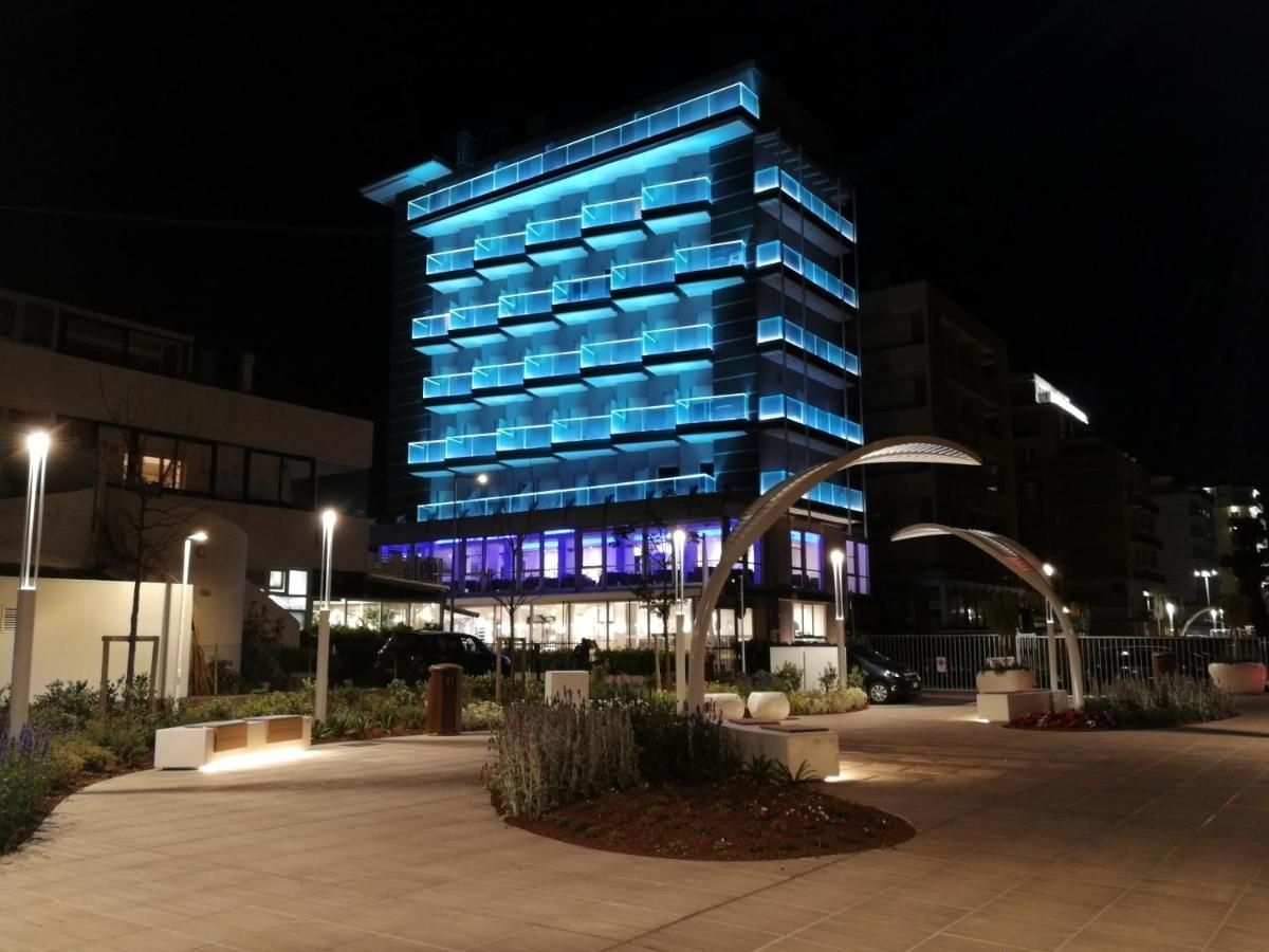 Hotel Diplomatic Riccione Kültér fotó