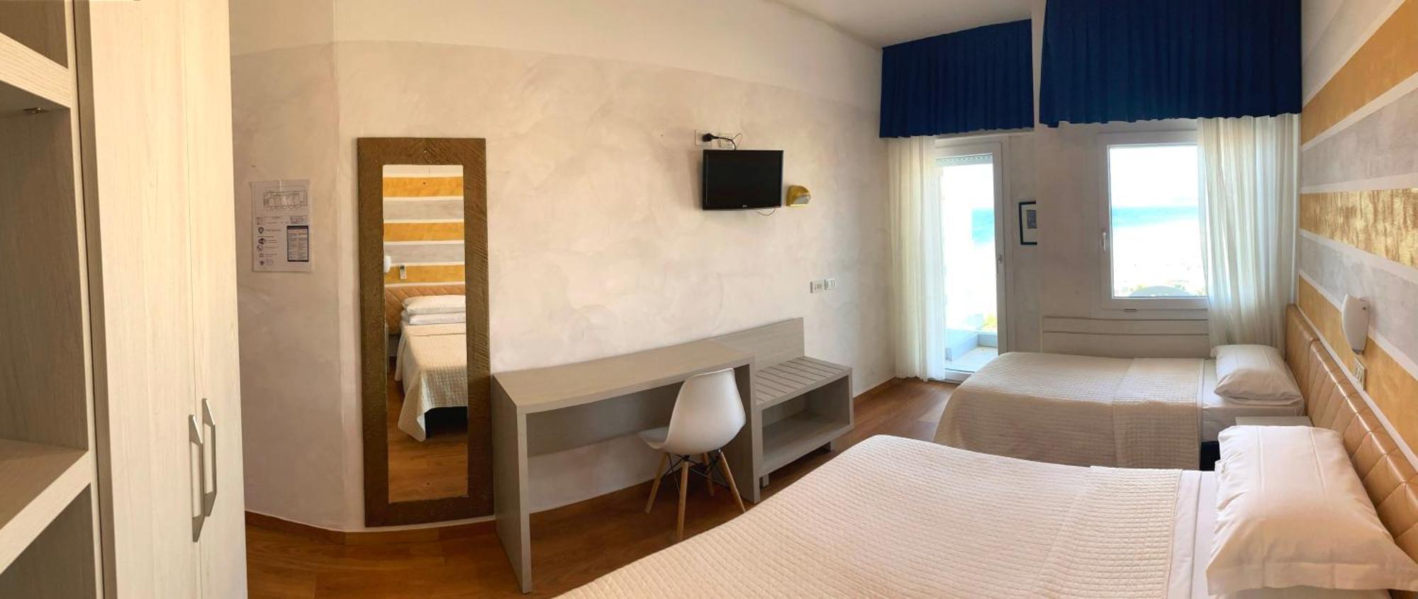 Hotel Diplomatic Riccione Kültér fotó