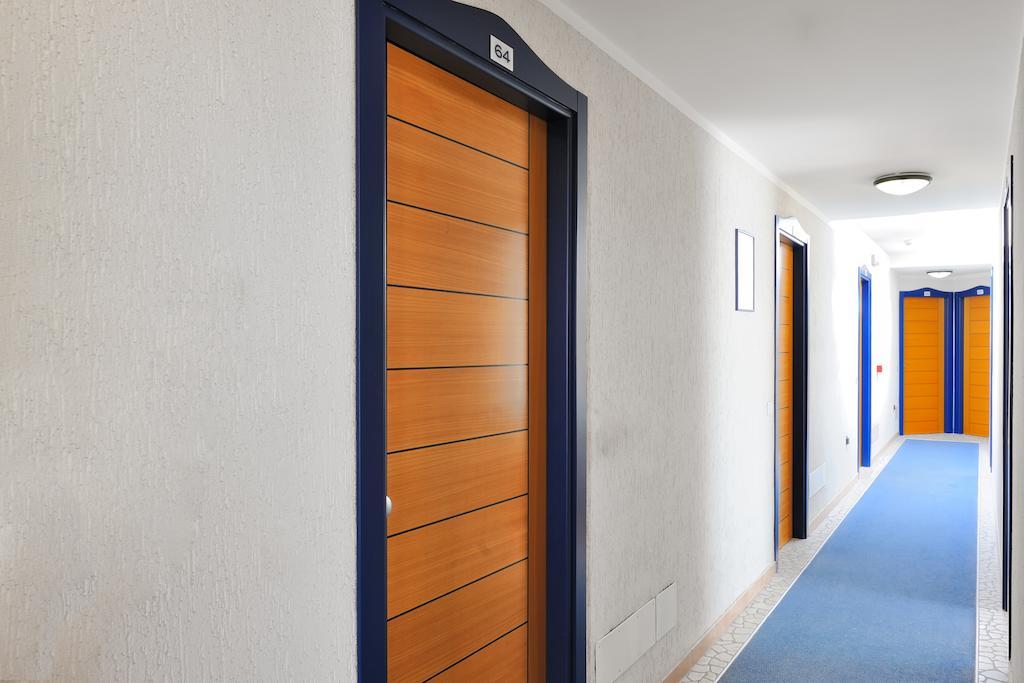 Hotel Diplomatic Riccione Kültér fotó
