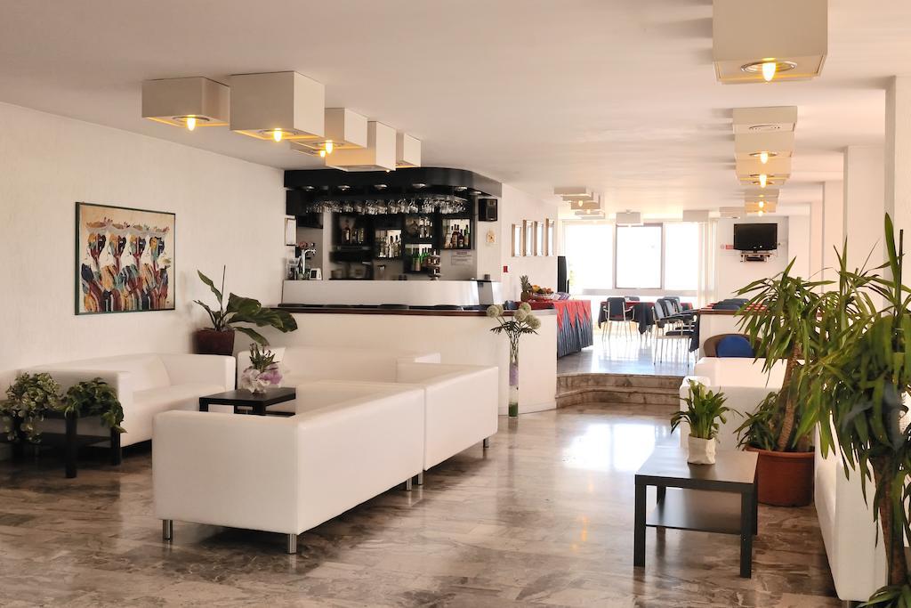 Hotel Diplomatic Riccione Kültér fotó