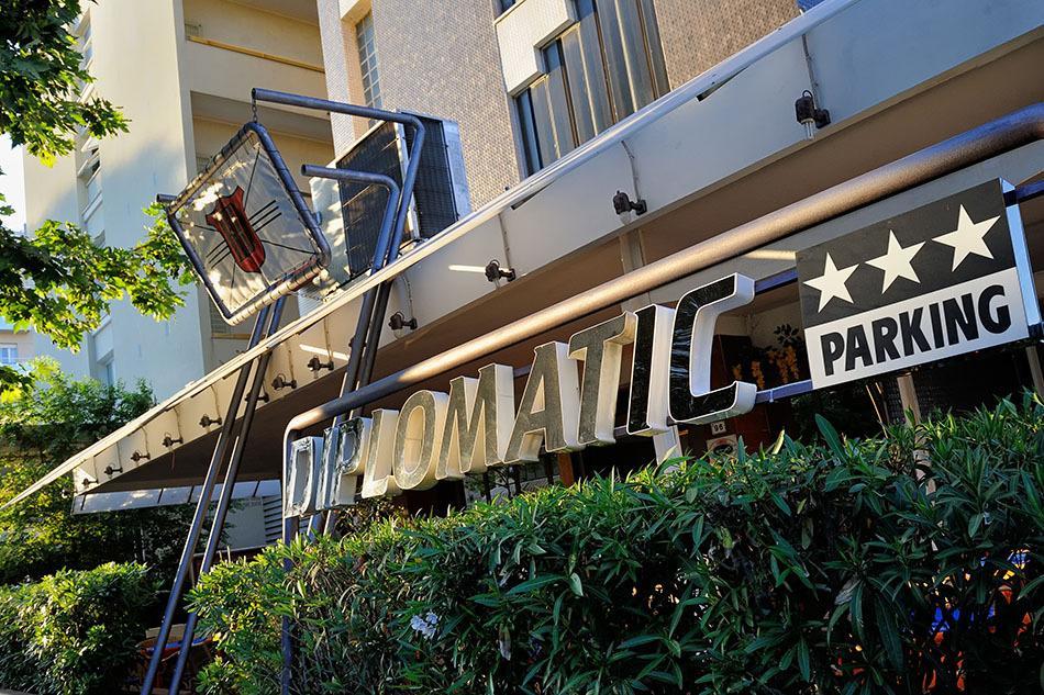 Hotel Diplomatic Riccione Kültér fotó